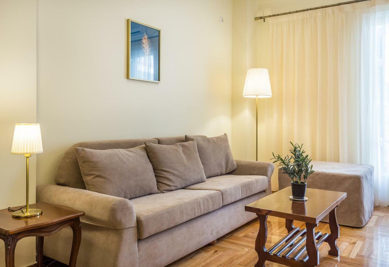Chic Flat In Kolonaki Next To American Embassy Athena Bagian luar foto