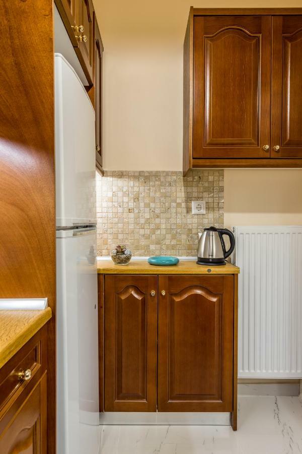 Chic Flat In Kolonaki Next To American Embassy Athena Bagian luar foto