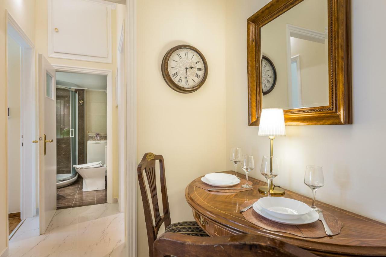 Chic Flat In Kolonaki Next To American Embassy Athena Bagian luar foto